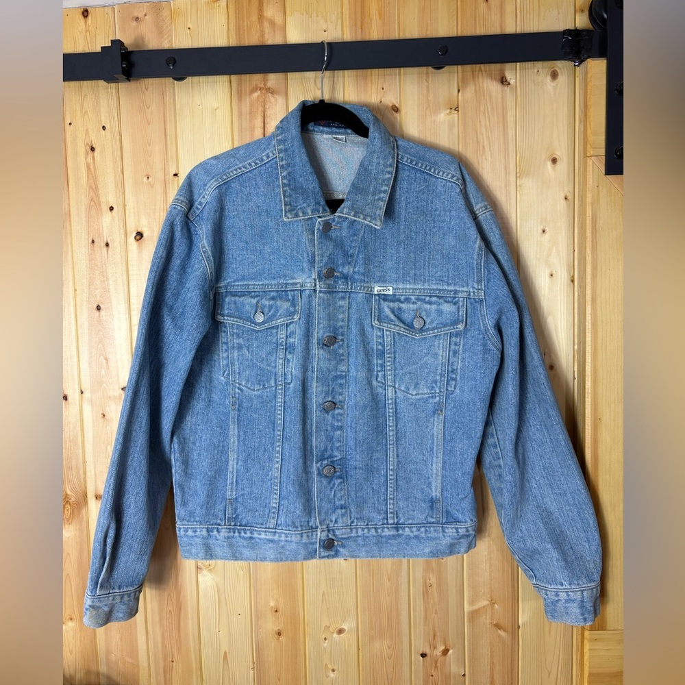 VTG Guess Men’s Trucker Denim Jacket Medium 100% Cotton USA Jean Capsule *Read